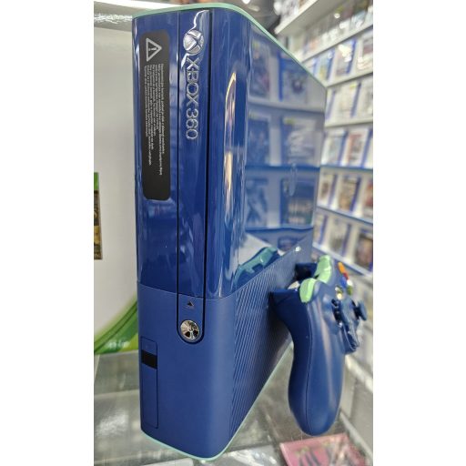 Xbox360 E Kék 500Gb Használt dobozos