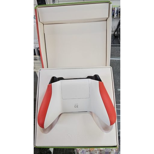 Xbox Series kontroller piros használt dobozos