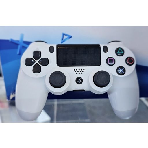 Playstation 4 500GB-os Slim fehér használt dobozos