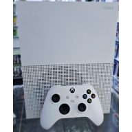 XboxOne S 1TB Használt Xbox Series kontrollerrel