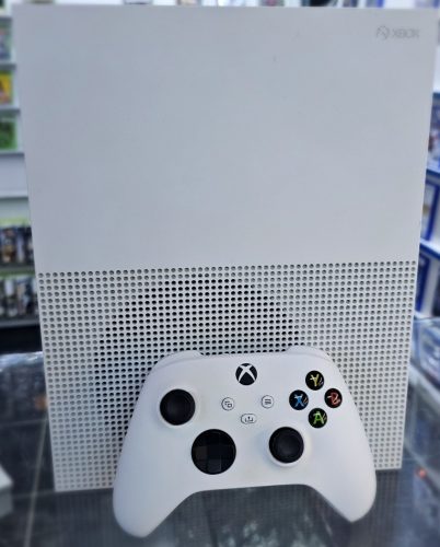 XboxOne S 1TB Használt Xbox Series kontrollerrel