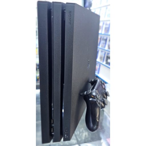 Playstation 4 Pro Használt