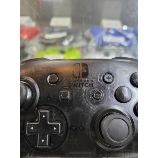 Nintendo Switch Pro kontroller