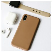 Mobiltelefonok és töltők